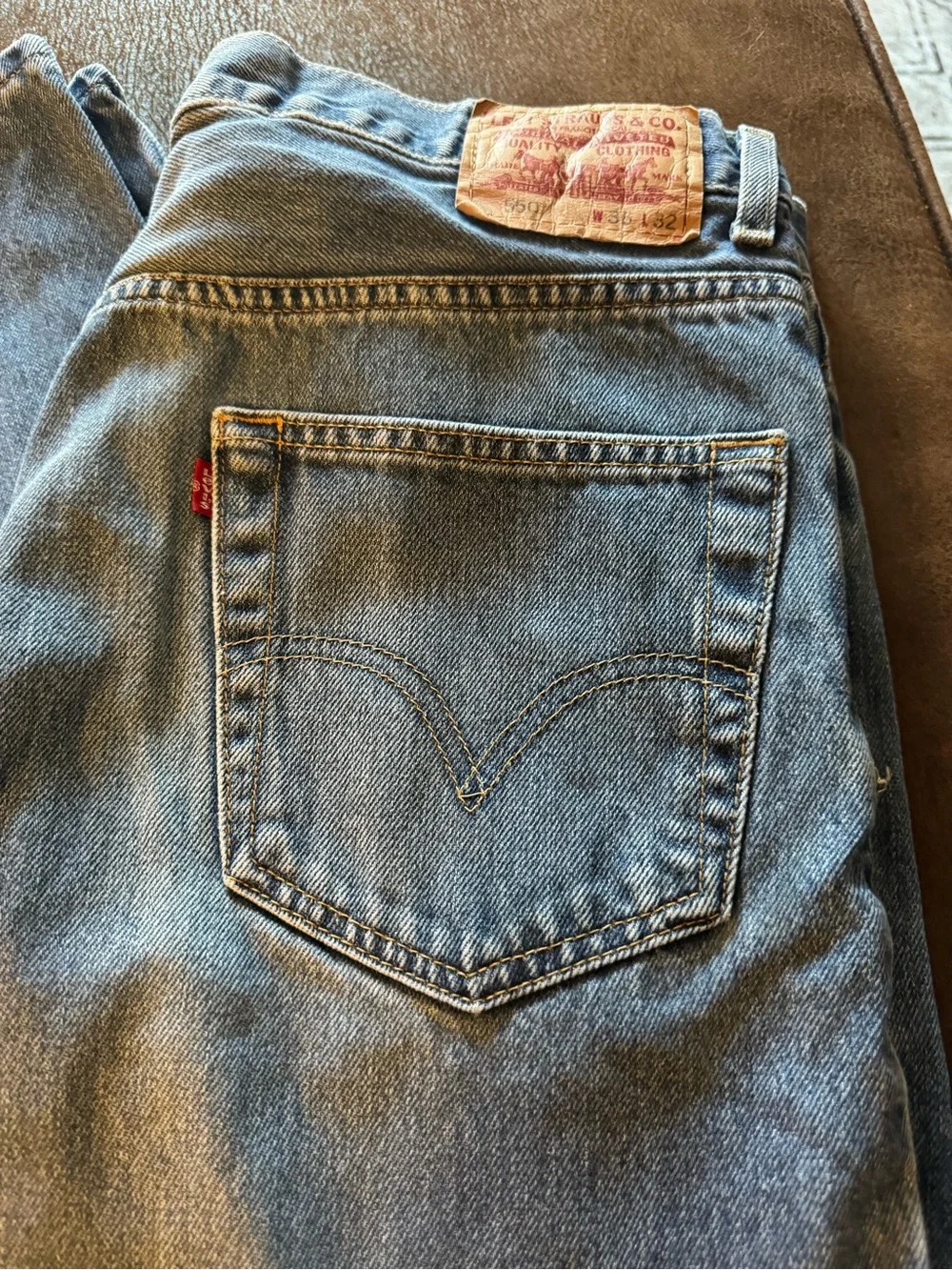Levi's Men's Light Blue Relaxed Fit Levi’s 550  Jeans